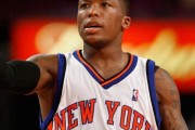 终于完成换肾手术！重回扣篮大赛现场，他真的很励志|罗宾逊|NBA|波士顿凯尔特人队|米切尔-罗宾逊|菲尼克斯太阳队_新浪体育_新浪新闻